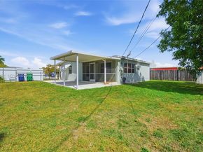 10720 SW 55th Ter, Miami FL 33165