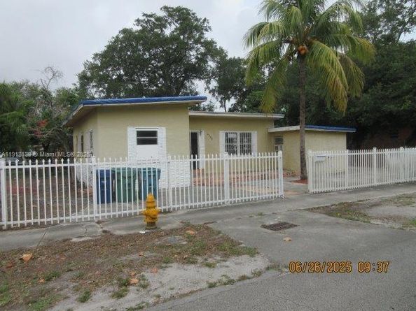 8400 NW 21st Ave, Miami FL 33147
