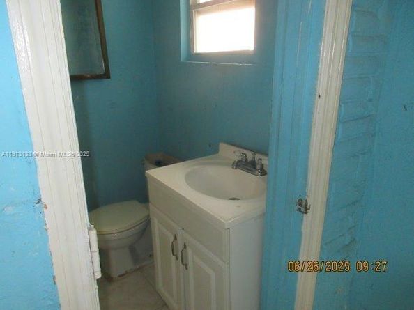 8400 NW 21st Ave, Miami FL 33147