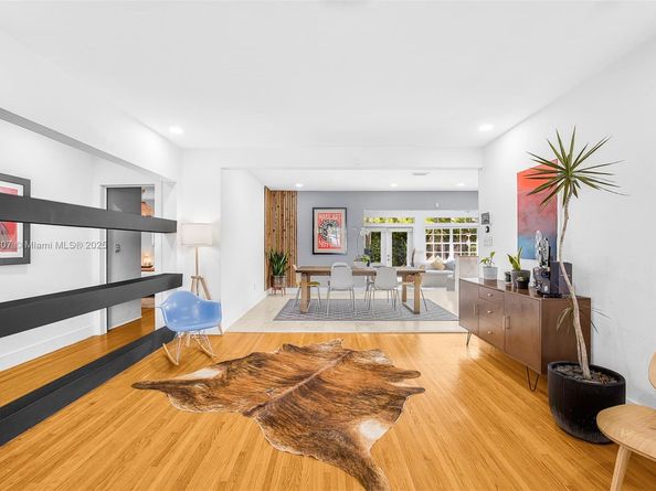 1556 Palermo Ave, Coral Gables FL 33134