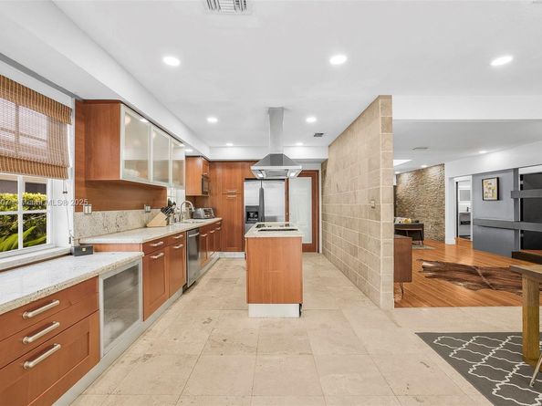 1556 Palermo Ave, Coral Gables FL 33134