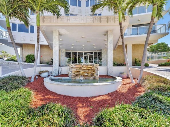 3000 Holiday Dr 306, Fort Lauderdale FL 33316