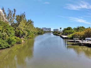 3000 Holiday Dr 306, Fort Lauderdale FL 33316