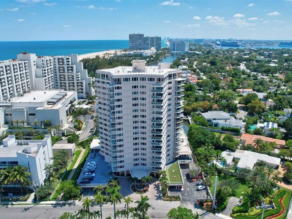 3000 Holiday Dr 306, Fort Lauderdale FL 33316