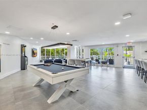 3000 Holiday Dr 306, Fort Lauderdale FL 33316