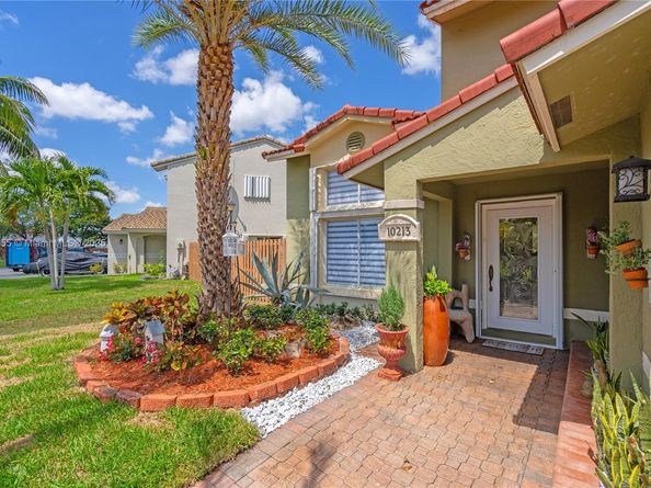 10213 SW 156th Ave, Miami FL 33196