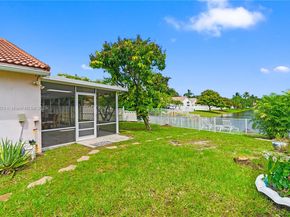 3439 SW 51st St, Hollywood FL 33312