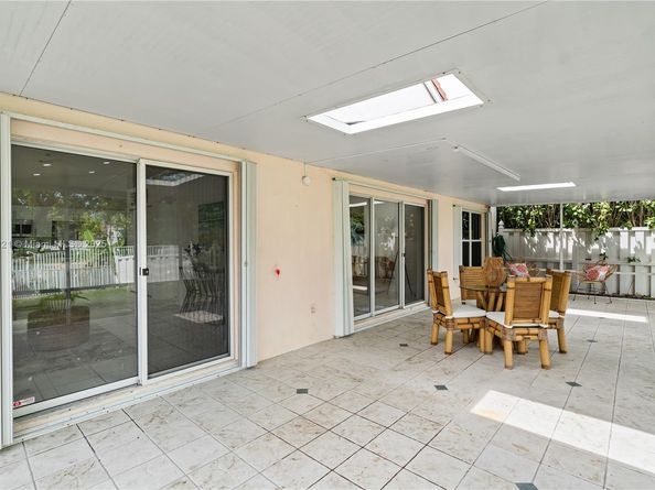 3439 SW 51st St, Hollywood FL 33312