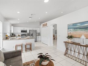 3439 SW 51st St, Hollywood FL 33312