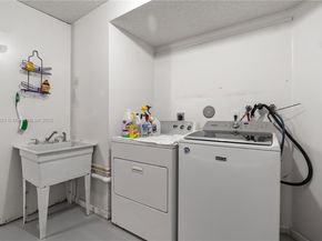 3439 SW 51st St, Hollywood FL 33312