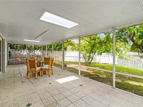 3439 SW 51st St, Hollywood FL 33312