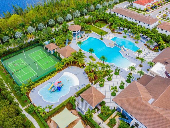 8151 NW 104th Ave 7, Doral FL 33178