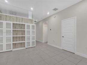 8151 NW 104th Ave 7, Doral FL 33178