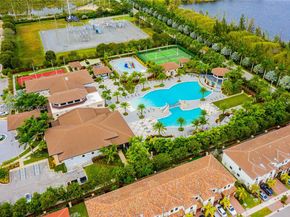 8151 NW 104th Ave 7, Doral FL 33178