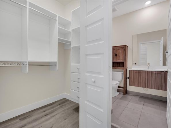 8151 NW 104th Ave 7, Doral FL 33178