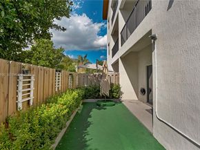 8151 NW 104th Ave 7, Doral FL 33178