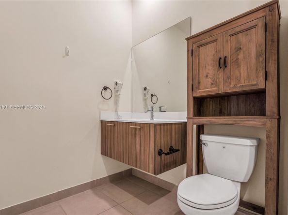 8151 NW 104th Ave 7, Doral FL 33178