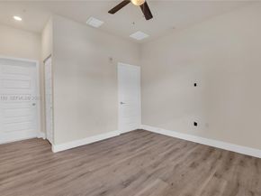 8151 NW 104th Ave 7, Doral FL 33178