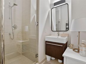 2675 S Bayshore Dr 402S, Miami FL 33133