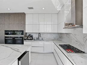 2675 S Bayshore Dr 402S, Miami FL 33133