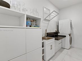 2675 S Bayshore Dr 402S, Miami FL 33133