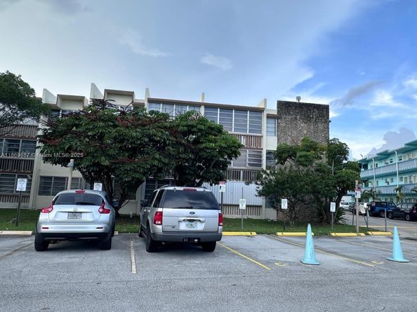 1501 NE Miami Gardens Dr 356, Miami FL 33179