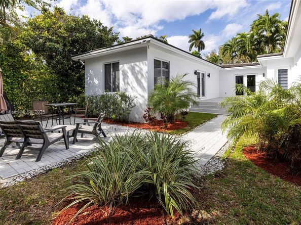 380 Morningside Dr, Miami Springs FL 33166