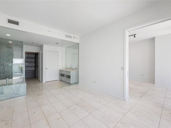 480 NE 31st St 1504, Miami FL 33137