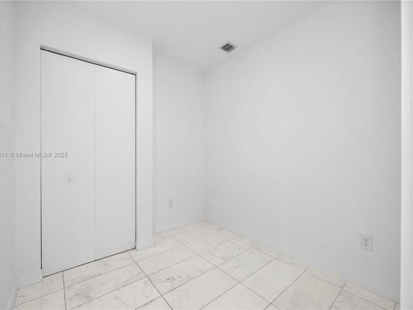 480 NE 31st St 1504, Miami FL 33137