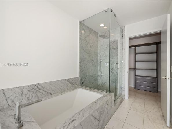 480 NE 31st St 1504, Miami FL 33137