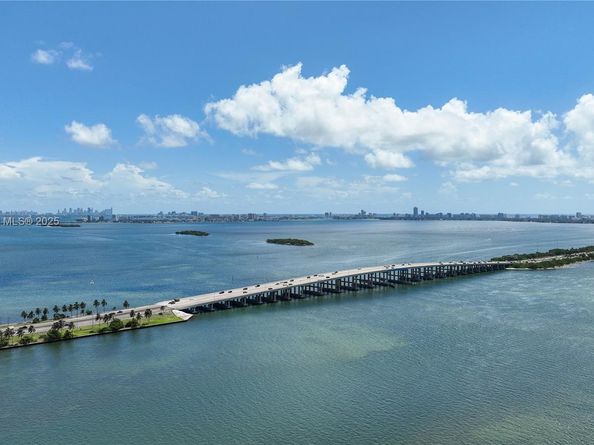 480 NE 31st St 1504, Miami FL 33137