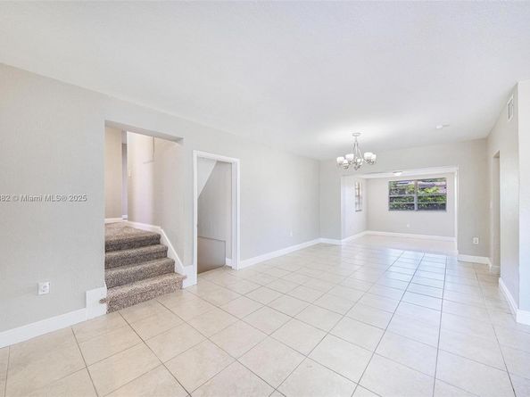 710 NW 187th Dr, Miami Gardens FL 33169