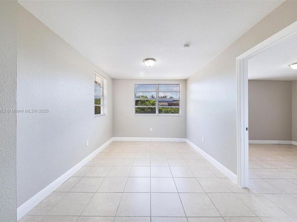710 NW 187th Dr, Miami Gardens FL 33169