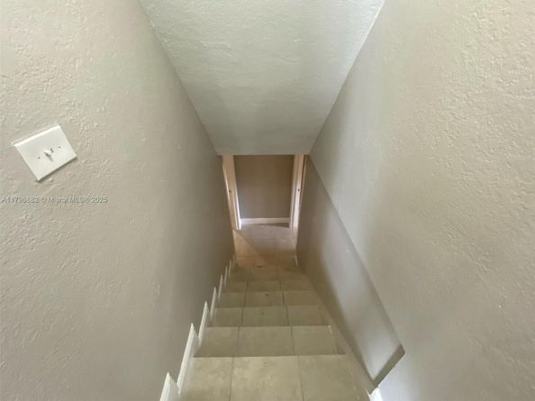710 NW 187th Dr, Miami Gardens FL 33169