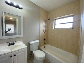 710 NW 187th Dr, Miami Gardens FL 33169