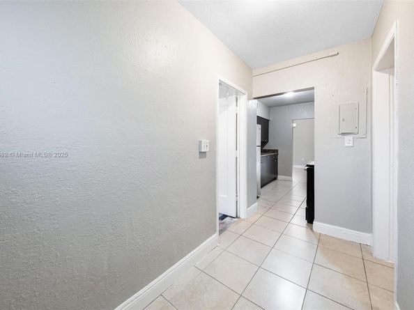 710 NW 187th Dr, Miami Gardens FL 33169