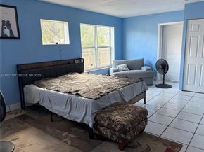 2812 Wiley St, Hollywood FL 33020