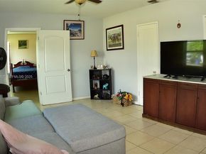 2812 Wiley St, Hollywood FL 33020