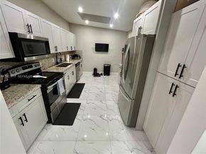 13560 NW 2nd Ave, North Miami FL 33168