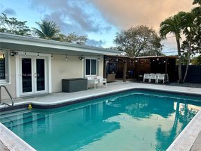 13560 NW 2nd Ave, North Miami FL 33168