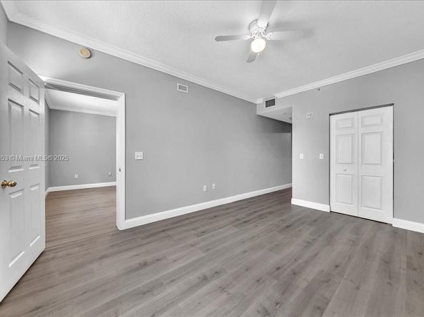 533 NE 3rd Ave 304, Fort Lauderdale FL 33301