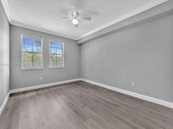 533 NE 3rd Ave 304, Fort Lauderdale FL 33301
