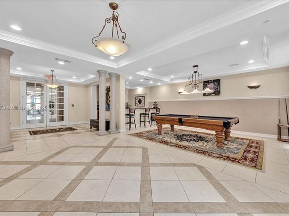 533 NE 3rd Ave 304, Fort Lauderdale FL 33301