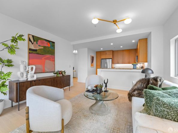 235 Berry Street 417, San Francisco CA 94158