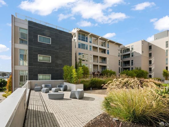 235 Berry Street 417, San Francisco CA 94158