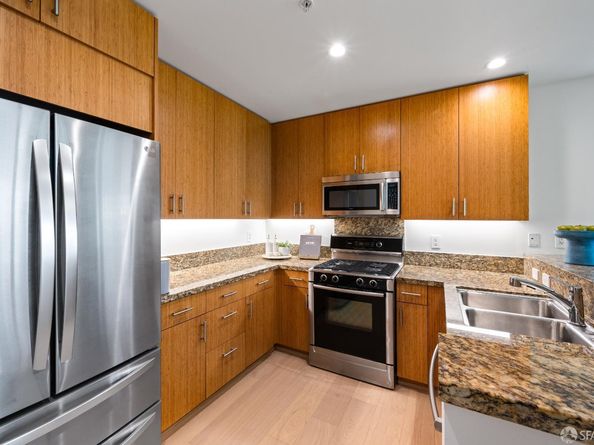 235 Berry Street 417, San Francisco CA 94158