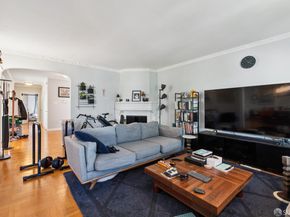 2541 Lombard Street, San Francisco CA 94123