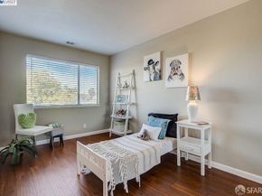 1036 Clubhouse Drive, Hayward CA 94541