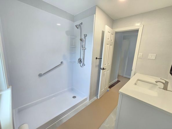 206 Bridgeview Place, Stratford CT 06614