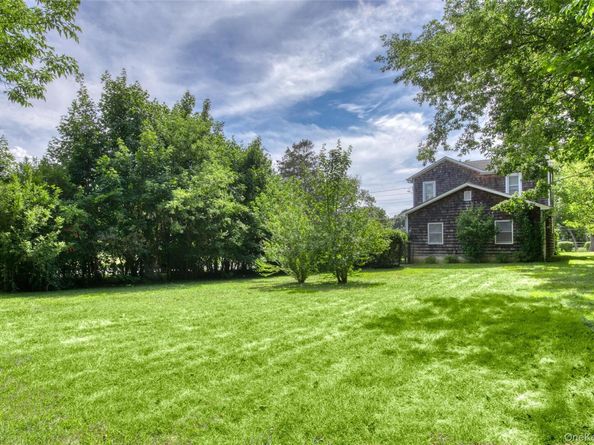 385 Cottage Place, Southold NY 11971